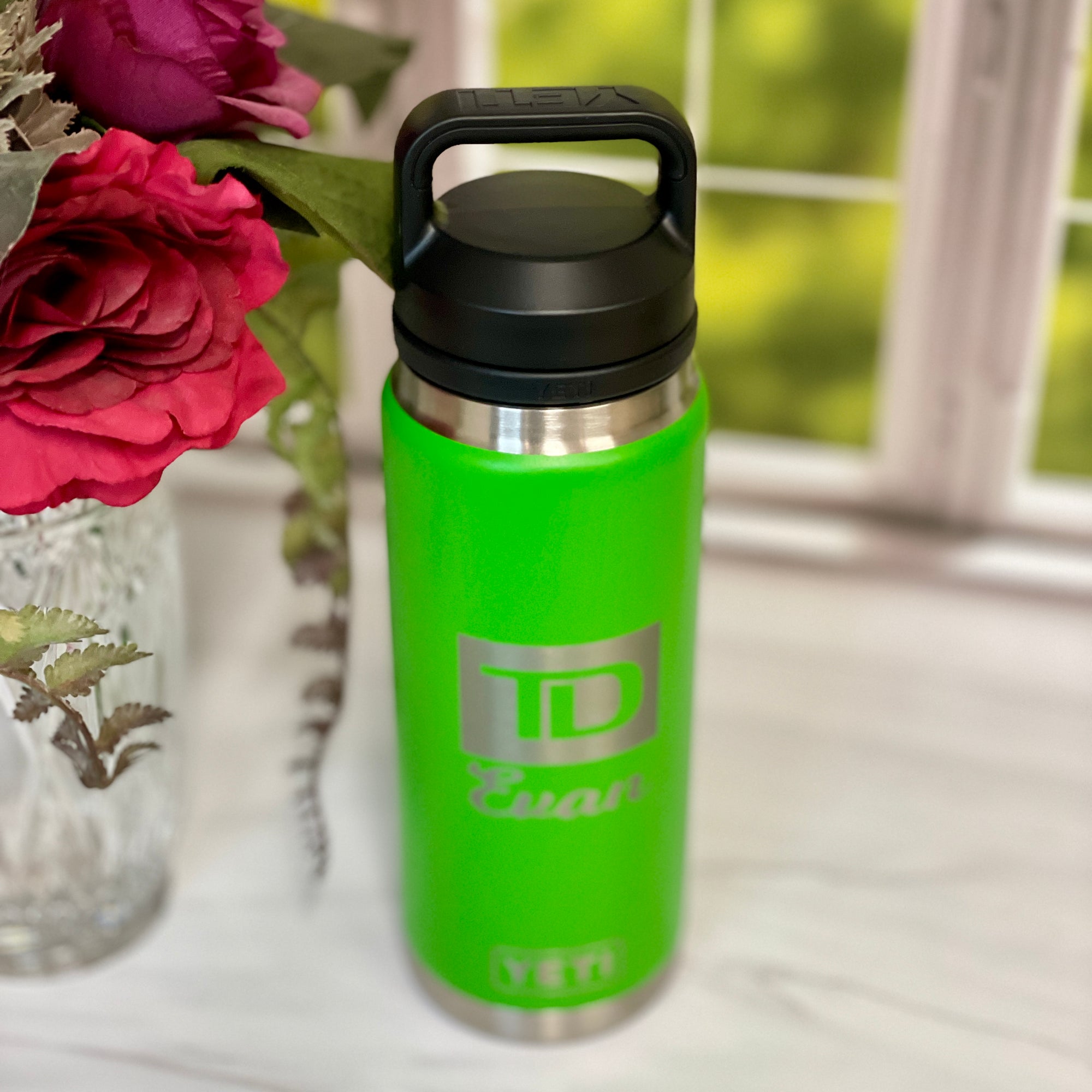 YETI 769 ML With Chug Cap Personalized With Laser Engraving