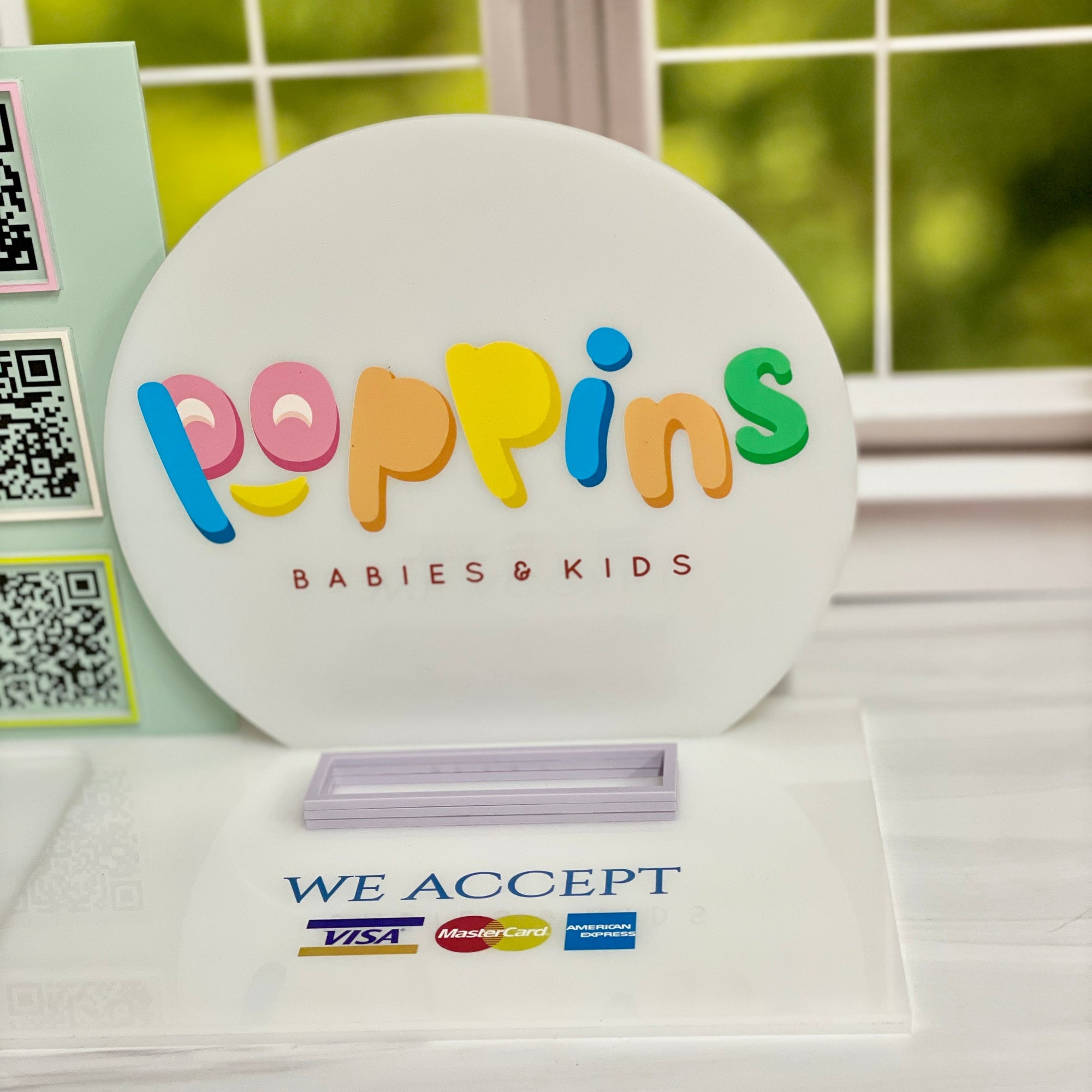Custom Business Display With QR Code & Payment Integration