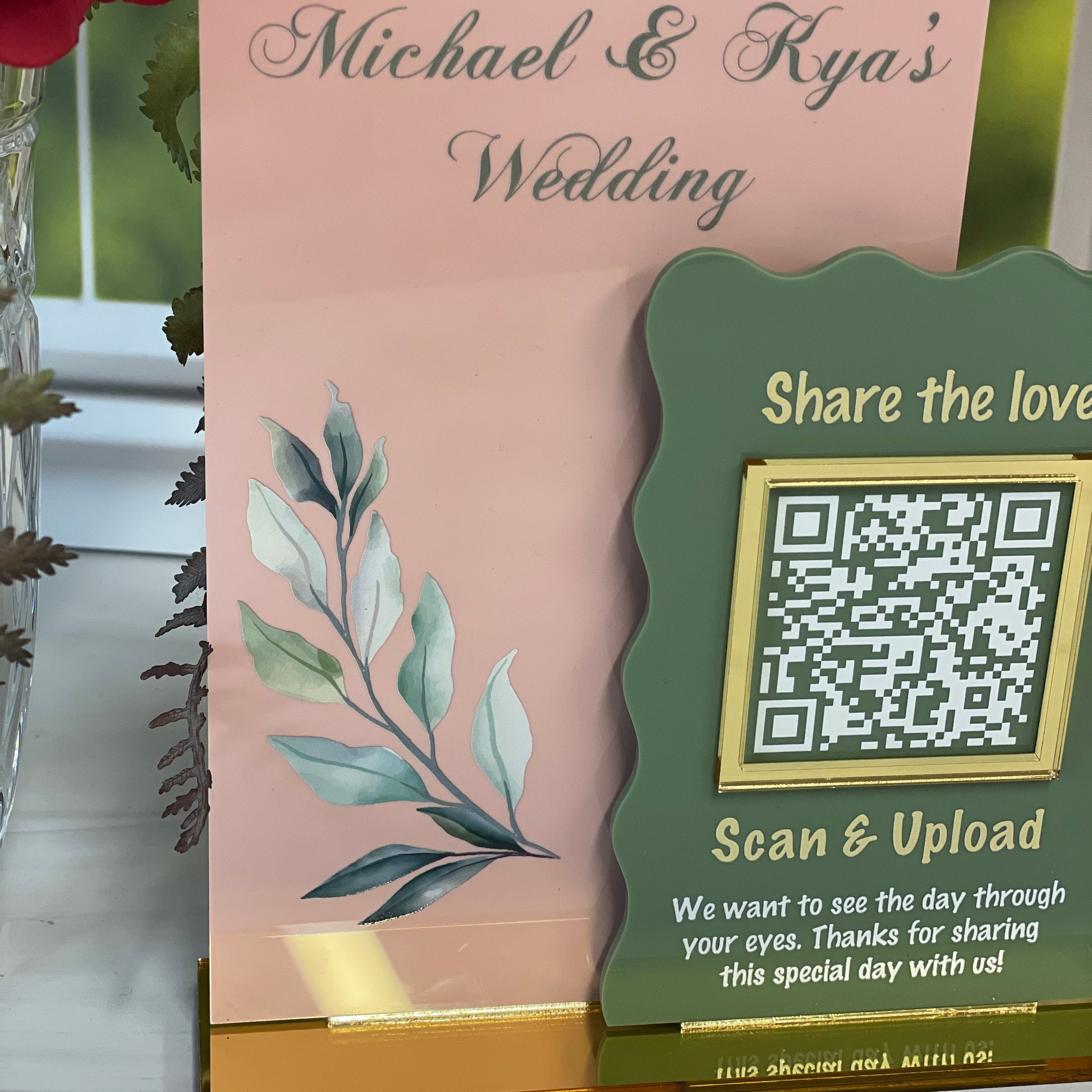 Capture The Love QR Code Sign