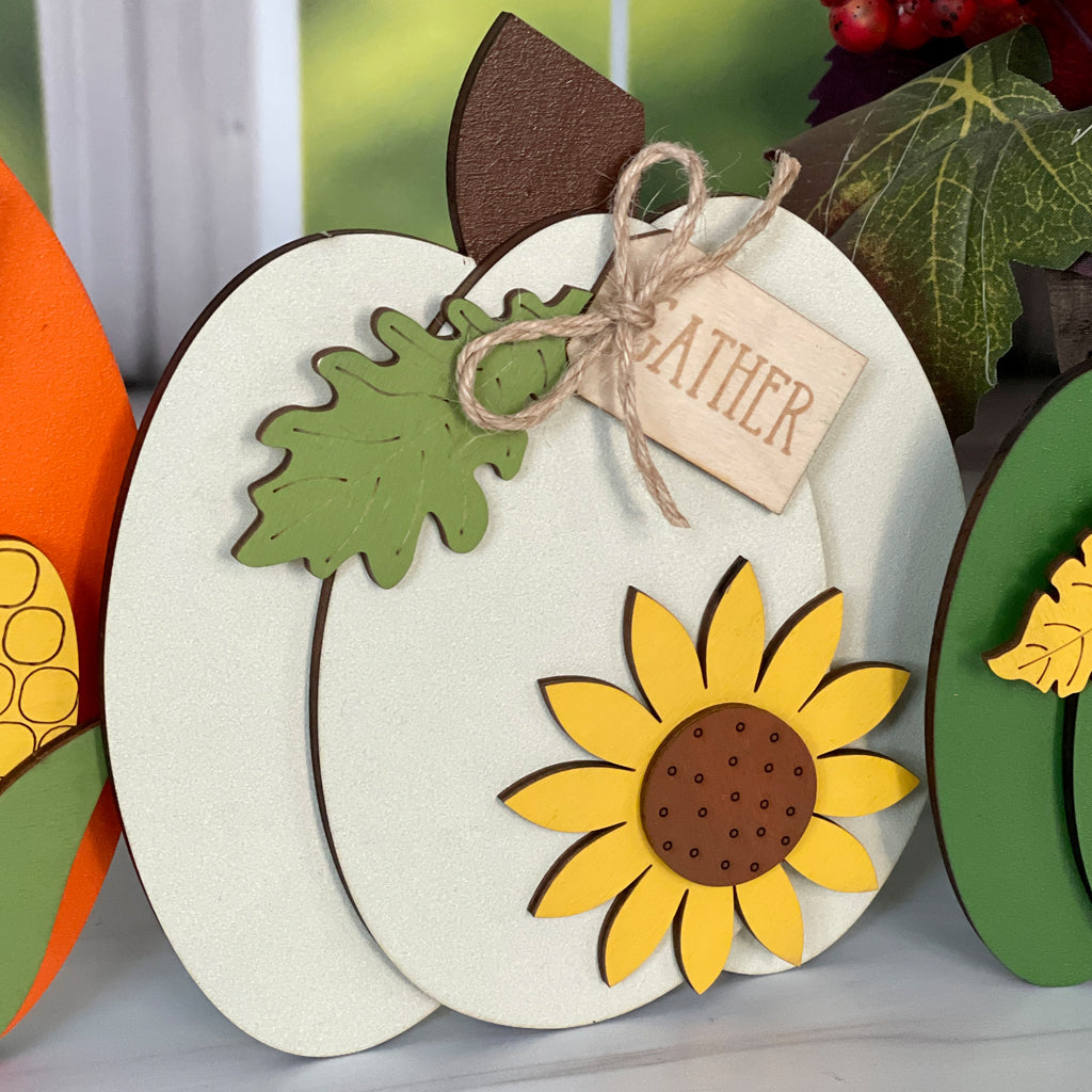 Set of 3 Wooden Pumpkins For Thanksgiving Decor