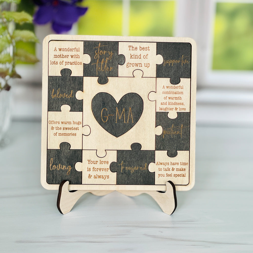 Grandma Puzzle Sign With Individual Puzzle Pieces